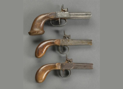 Pistolets anciens – Antiquaire Nîmes