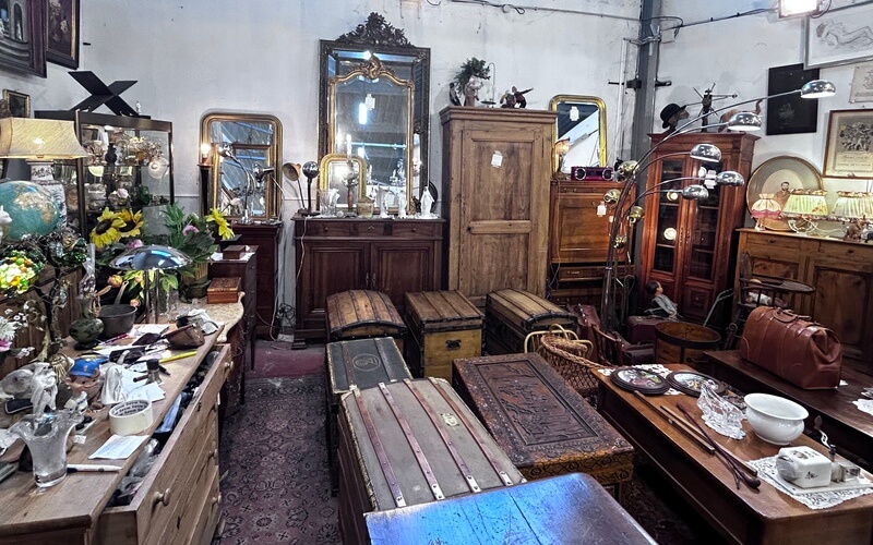 antiquaire à Nîmes